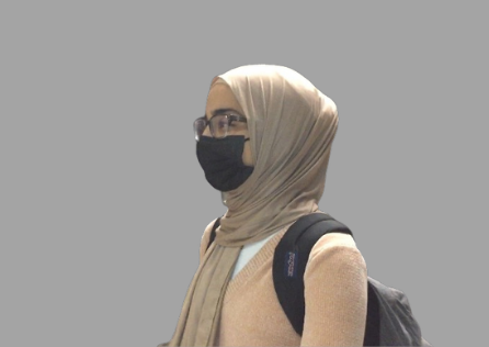 Sana Tokhi (23) combines fashion elements with her hijab.